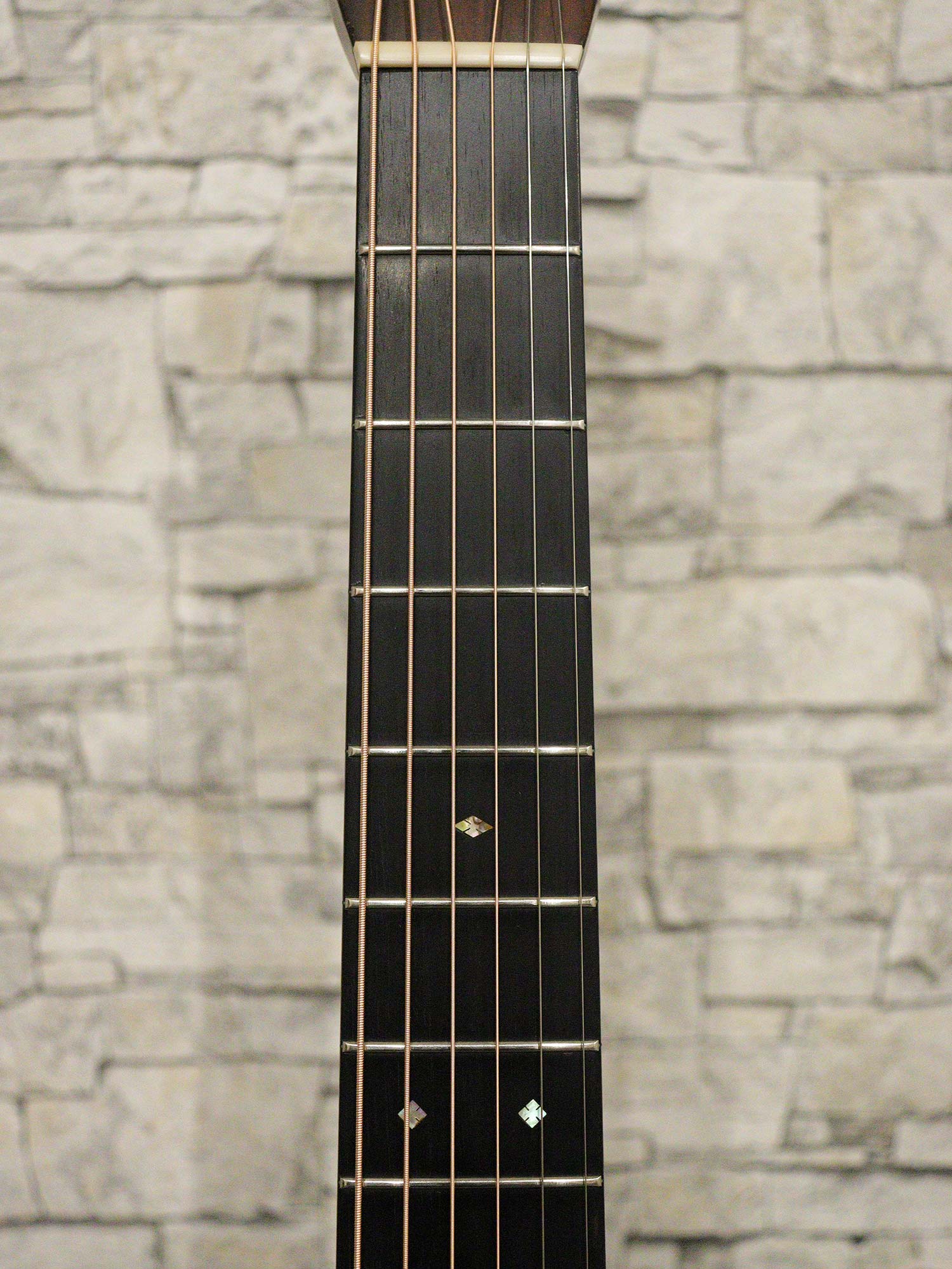 レア ※訳あり品1997年製 Martin HD-28 with FISHMAN 1997年製 Martin HD-28 with FISHMAN 1997 Martin HD-28 – Moze
